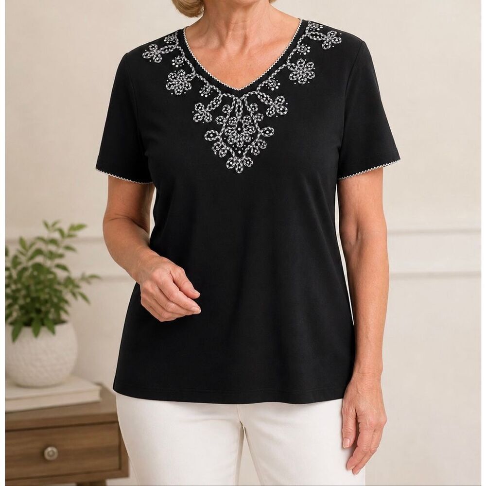Alfred Dunner Embellished Top Medium Black Floral Beaded Tee